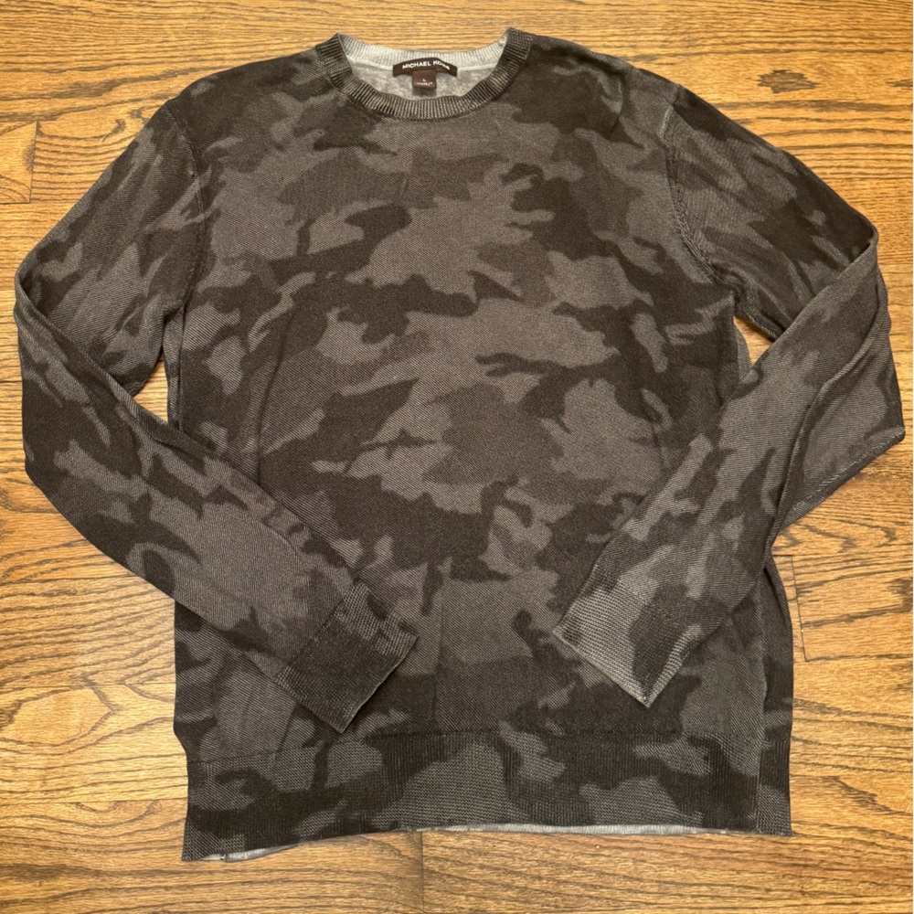 Michael Kors Gray Camouflage Crewneck Sweater, size Large